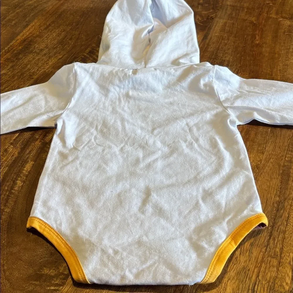 Bibimom Mommy’s Little Muggle hooded long sleeved onesie 3-6 months